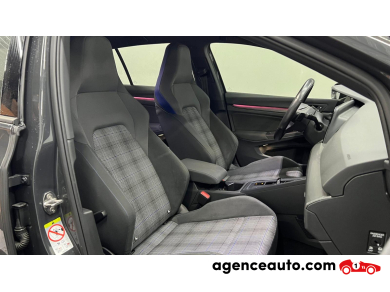 Volkswagen GOLF VIII — 10