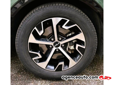 Kia Sportage — 33
