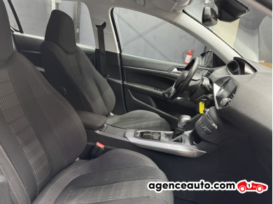 Peugeot 308 — 11