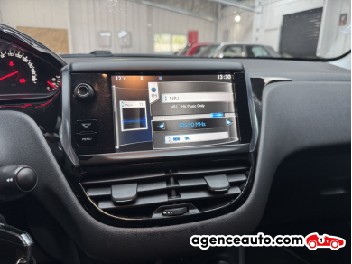 Peugeot 208 — 17