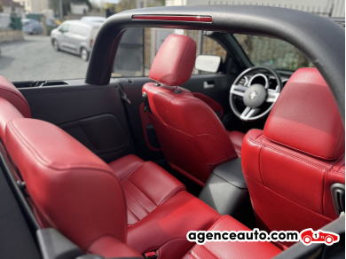 Ford Mustang Convertible — 17