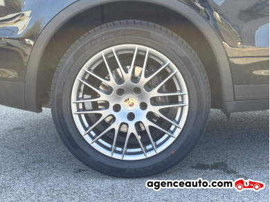 Porsche Cayenne — 14