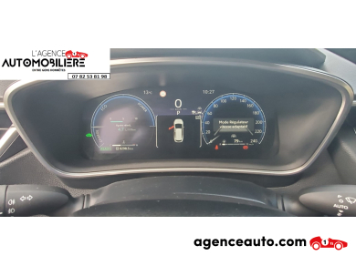 Toyota Corolla Touring Sport — 13