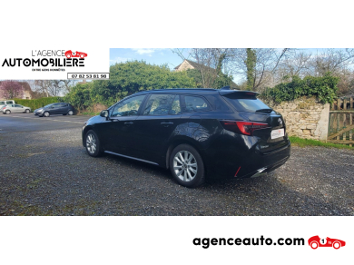 Toyota Corolla Touring Sport — 6