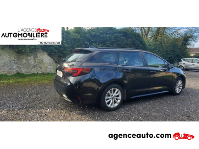 Toyota Corolla Touring Sport — 4