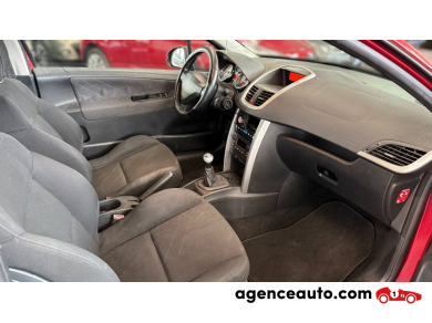Peugeot 207 — 11
