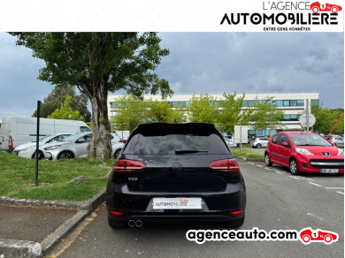 Volkswagen Golf — 4
