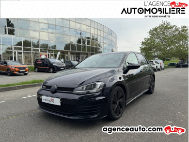 Volkswagen Golf — 7