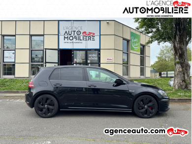 Volkswagen Golf — 2