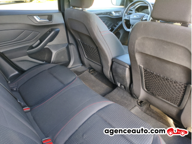 Ford Focus SW — 20
