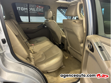 Nissan Pathfinder — 17