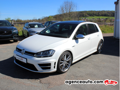 Volkswagen Golf — 3