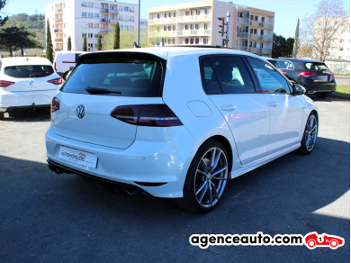 Volkswagen Golf — 7