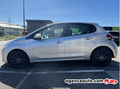 Peugeot 208 — 4