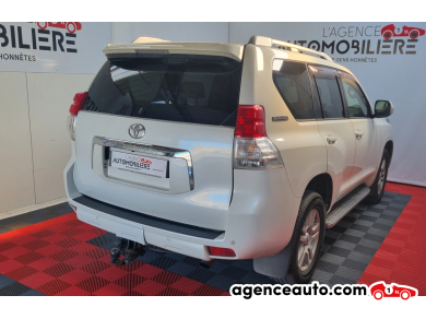 Toyota Land Cruiser — 4