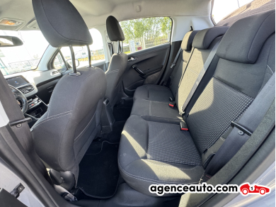 Peugeot 208 — 16