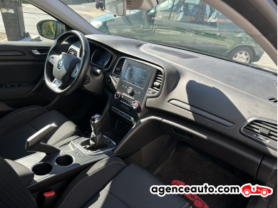 Renault Megane — 13