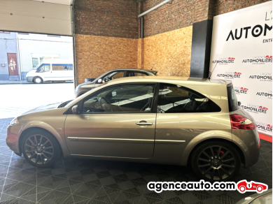 Renault Megane — 9