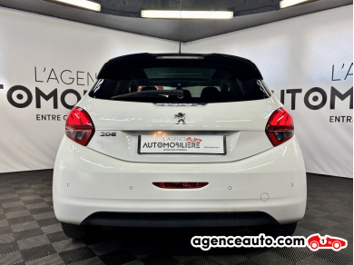 Peugeot 208 — 6