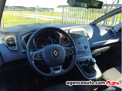 Renault Grand Scenic — 12
