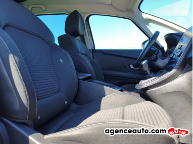 Renault Grand Scenic — 16