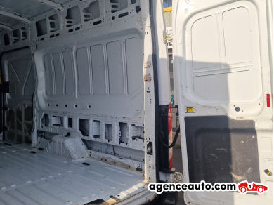 Ford Transit — 10