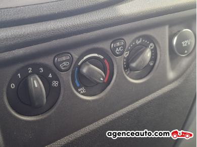 Ford Transit — 15