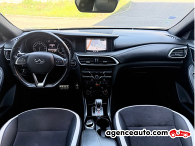 Infiniti Q30 — 3