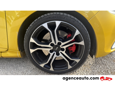 Renault Clio — 24