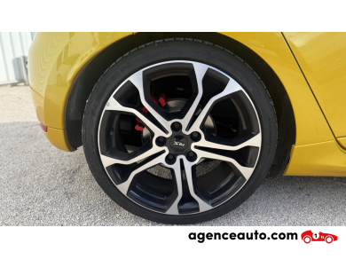 Renault Clio — 25