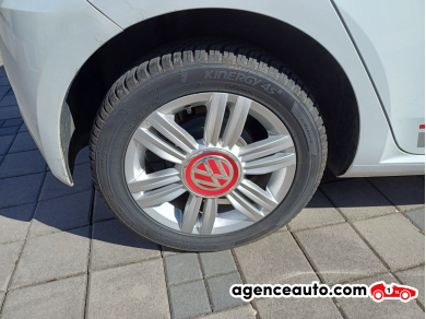 Volkswagen Volkswagen Up! — 25
