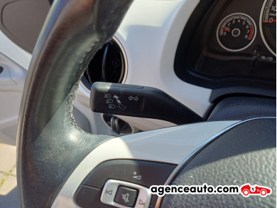 Volkswagen Volkswagen Up! — 12