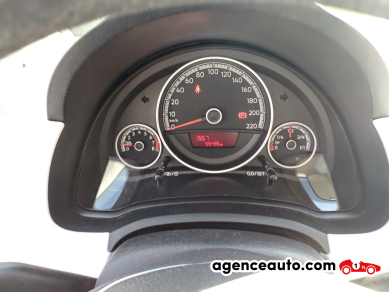 Volkswagen Volkswagen Up! — 15