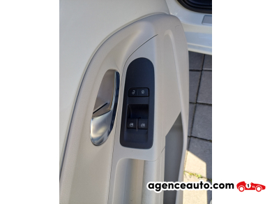 Volkswagen Volkswagen Up! — 17