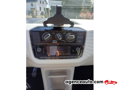 Volkswagen Volkswagen Up! — 16