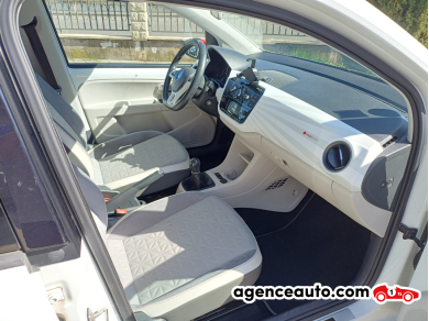 Volkswagen Volkswagen Up! — 19