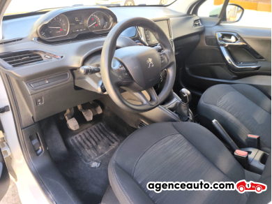 Peugeot 208 Affaire — 10