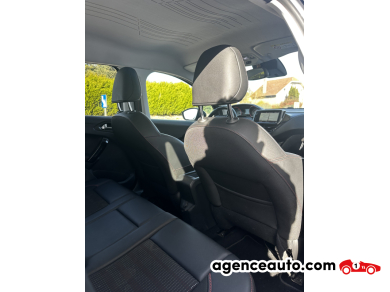 Peugeot 2008 — 18