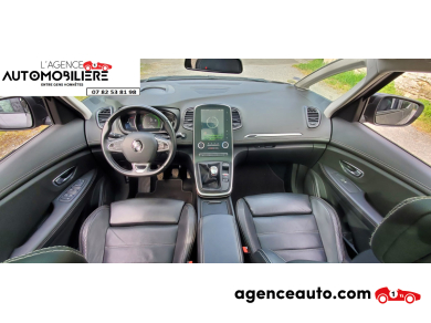 Renault Scenic — 12