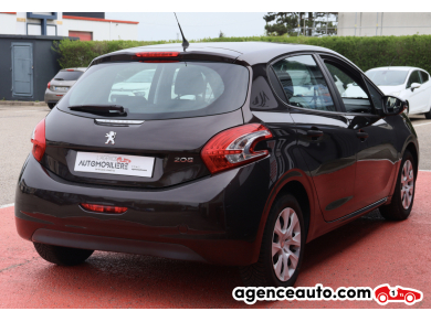 Peugeot 208 — 5