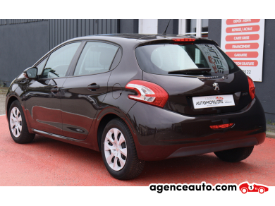 Peugeot 208 — 7