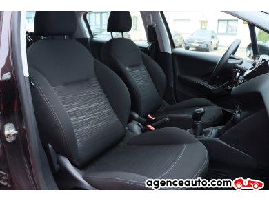 Peugeot 208 — 9