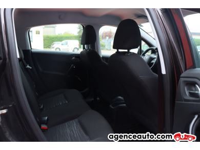 Peugeot 208 — 19