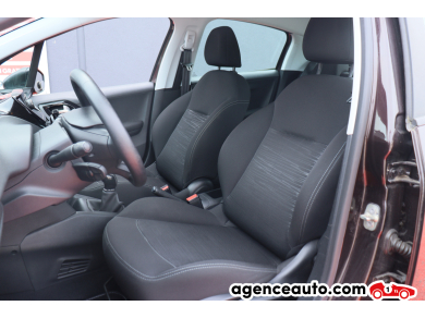 Peugeot 208 — 16