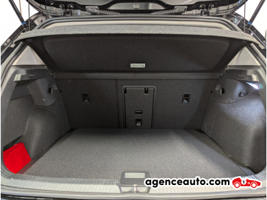 Volkswagen Golf — 32