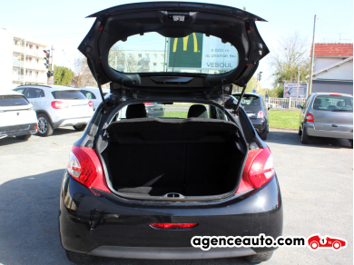 Peugeot 208 — 34
