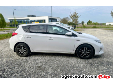 Toyota Auris — 6