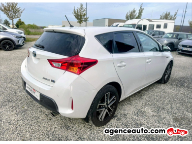 Toyota Auris — 5