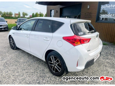Toyota Auris — 3