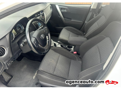 Toyota Auris — 20